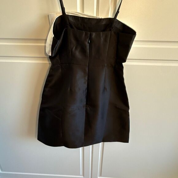NWT Hutch Serena bow Black and White A-line dress Size 6 - Picture 6 of 11